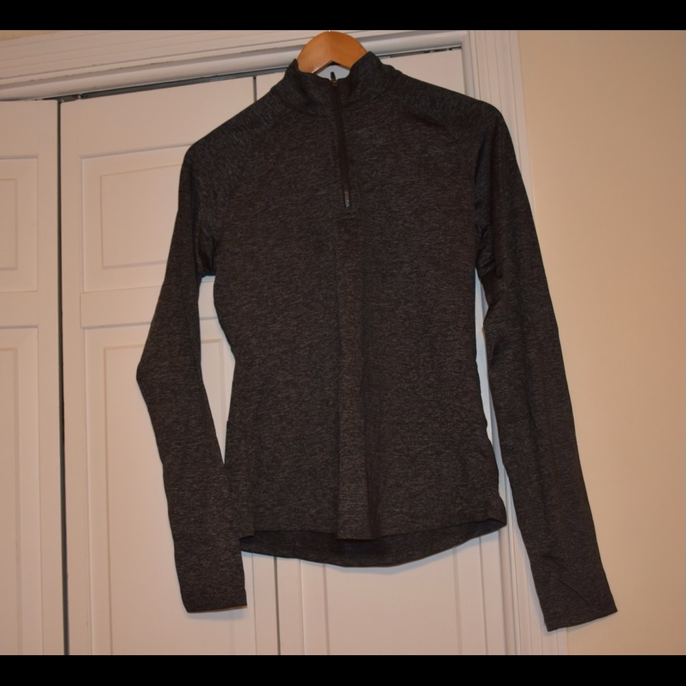 Women’s size small slazenger heather black pullover